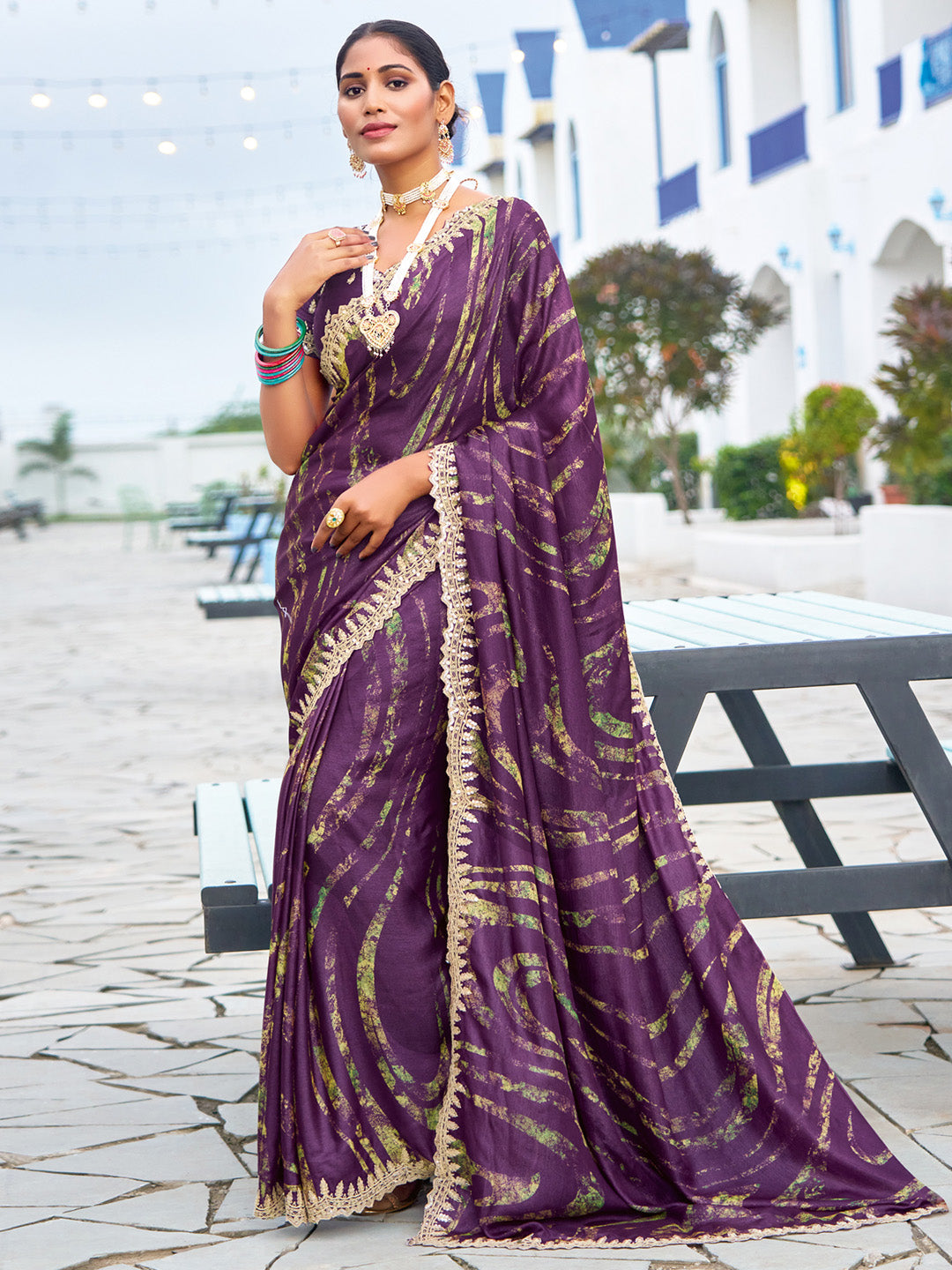 Women's Chiffon Purple Embellished Designer Saree With Blouse Piece