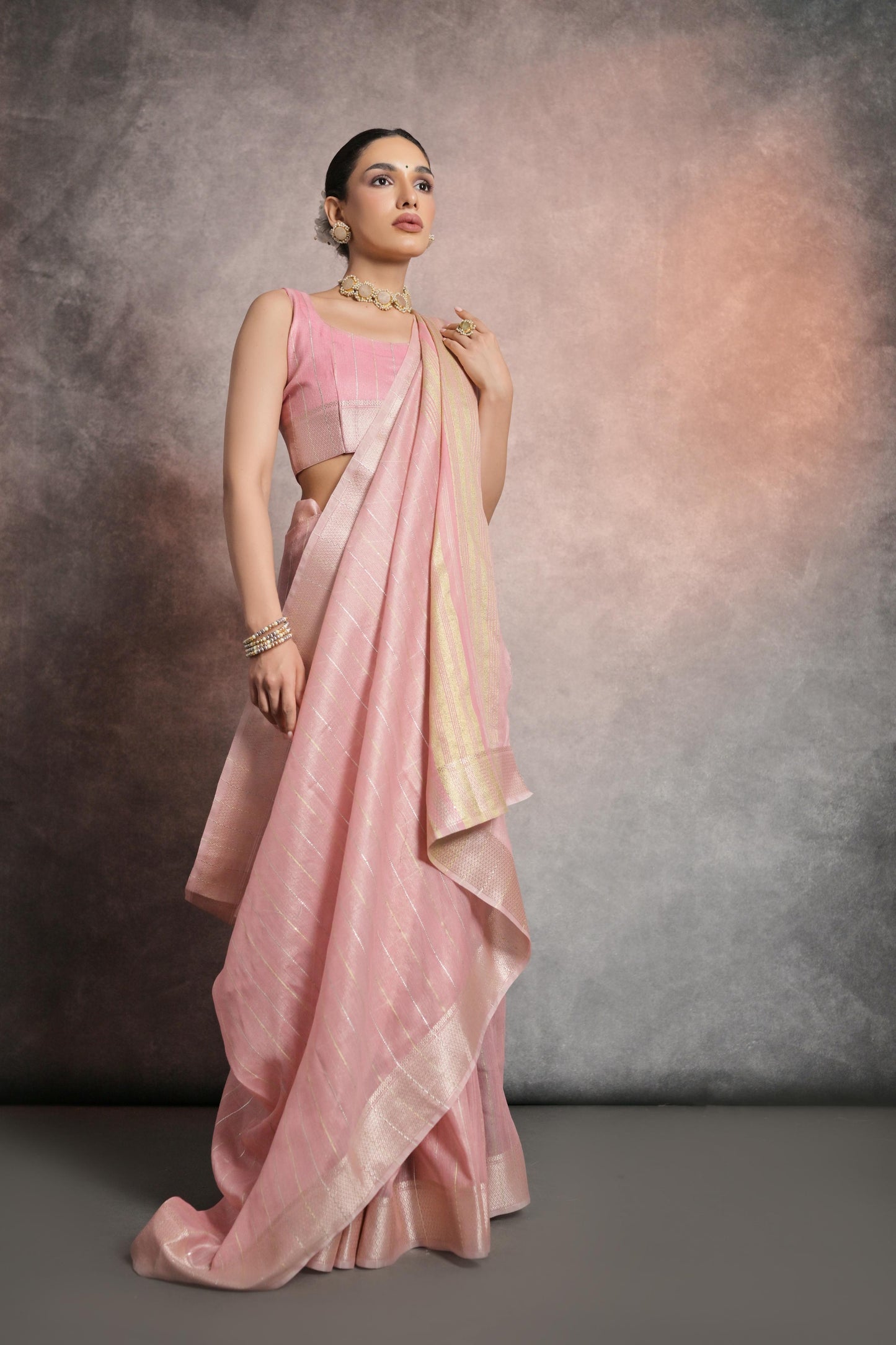 Dhiyona GR Women's Dainty Pink Soft Mulberry Tissue Cotton Saree
