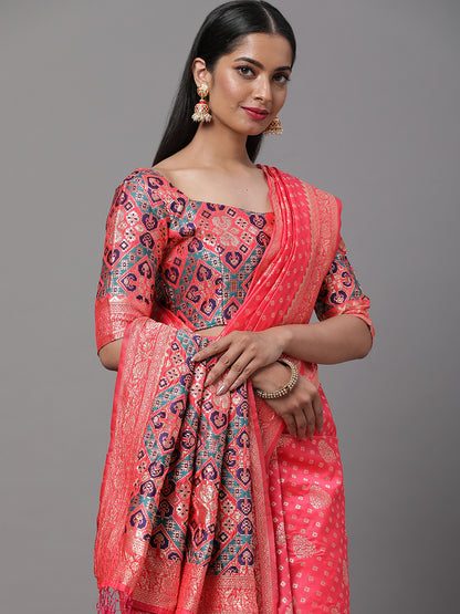 Women's Silk Blend Pink Woven Design Woven saree With Blouse Piece