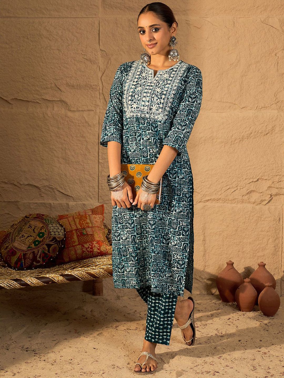 Women Floral Embroidered Regular Thread Work Pure Cotton Kurta with Trousers