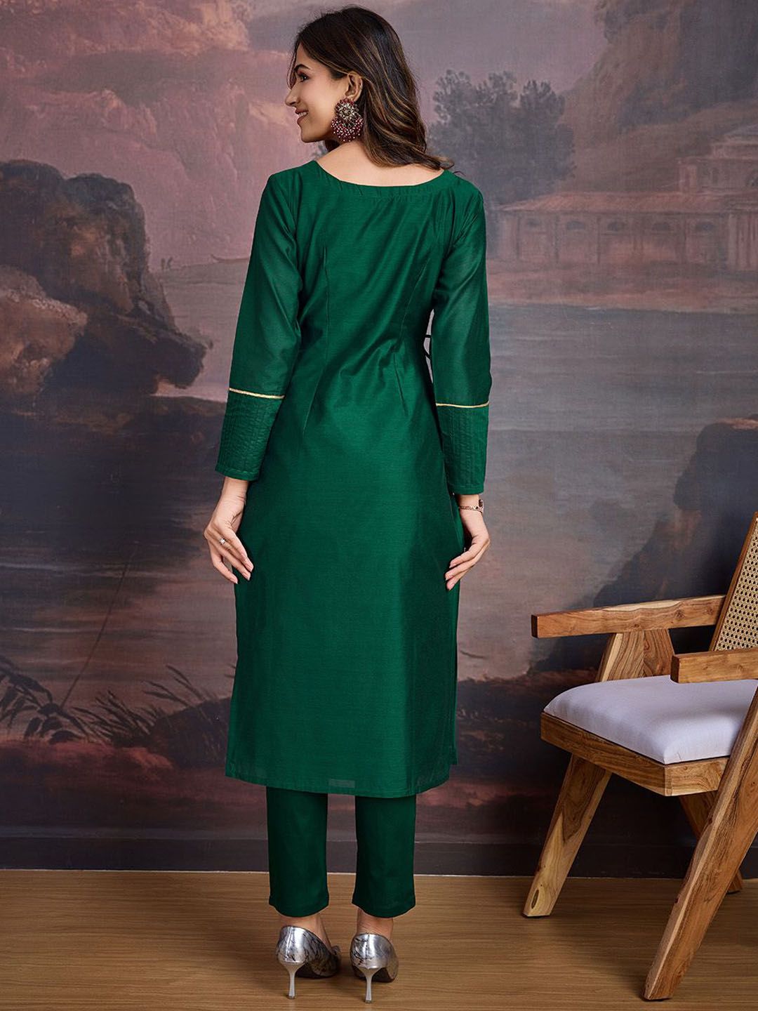 Dhiyona PD Women Ethnic Motifs Woven Design Straight Kurta With Trouser