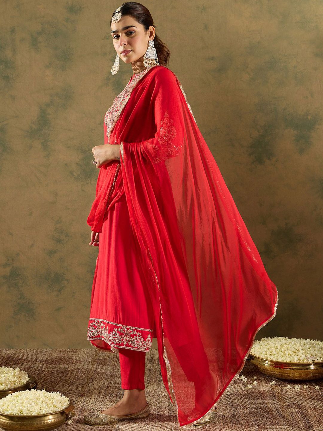 Dhiyona IE Paisley Zari Embroidered Kurta with Trousers & With Dupatta