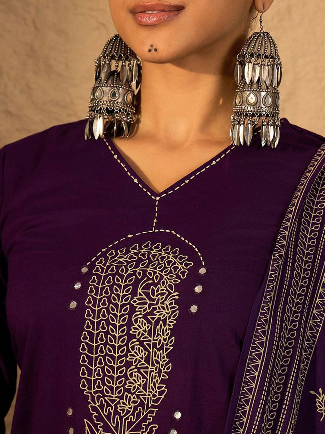 Women Floral Printed Mirror Work Pure Cotton Kurta with Trousers & Dupatta