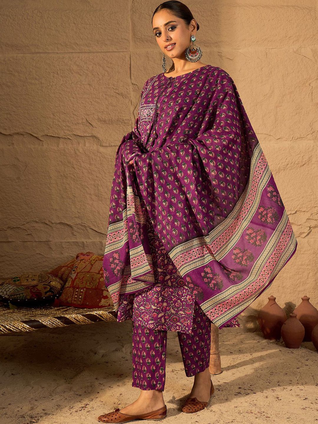 Women Floral Printed Regular Pure Cotton Straight Kurta with Trousers & Dupatta