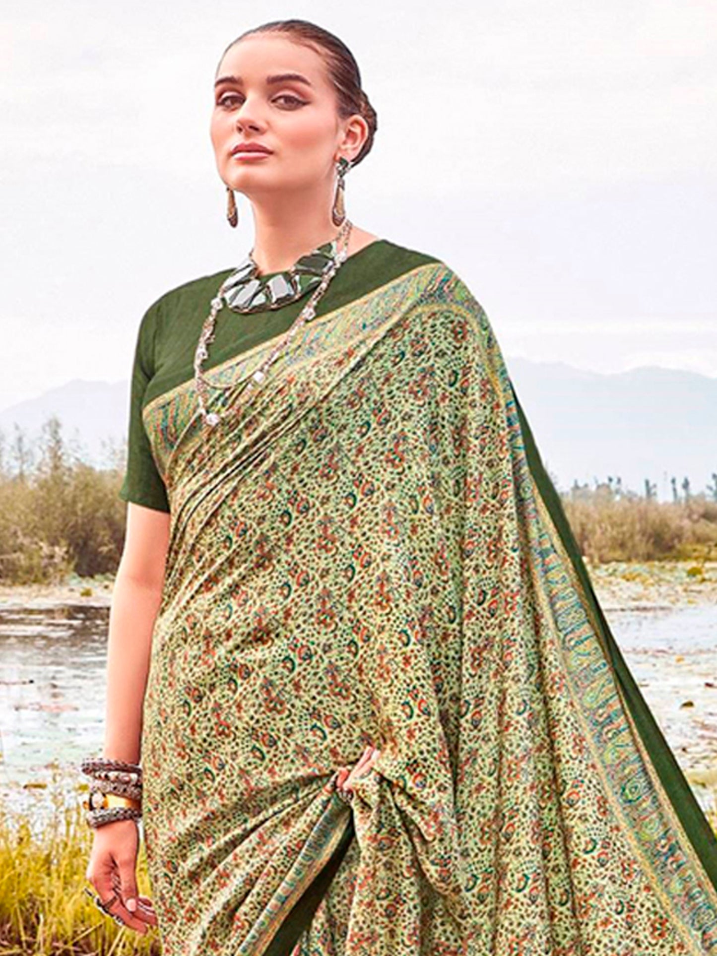 Women's Pashmina Silk Light Green Printed Designer Saree With Blouse Piece