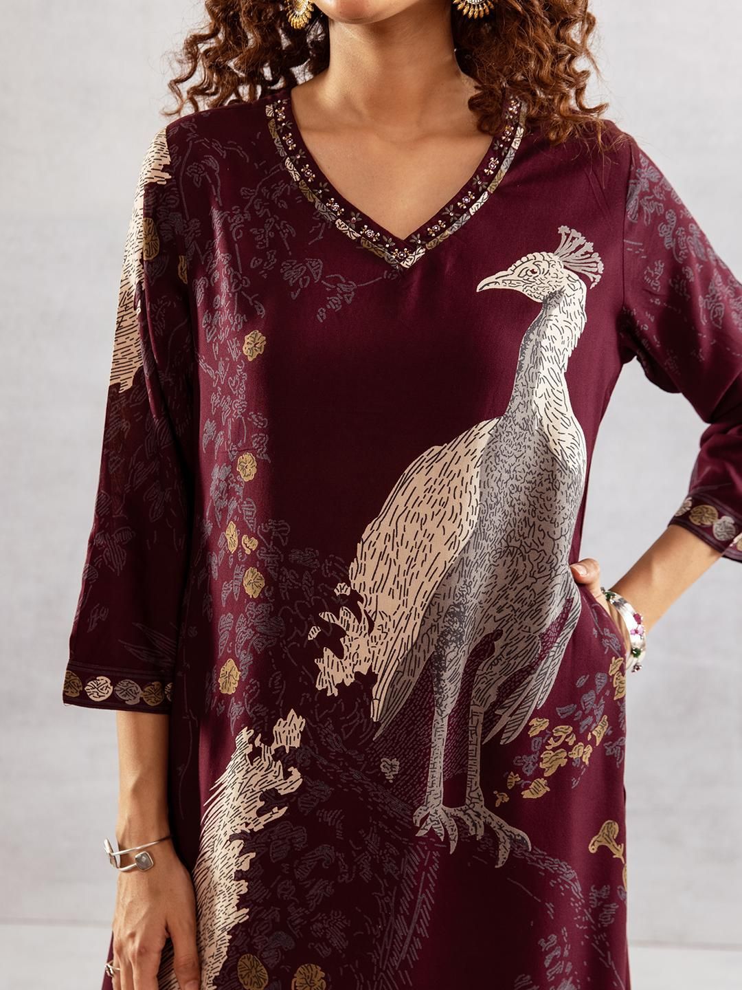 Dhiyona IS Women's Women Animal Printed Kurta with Palazzo