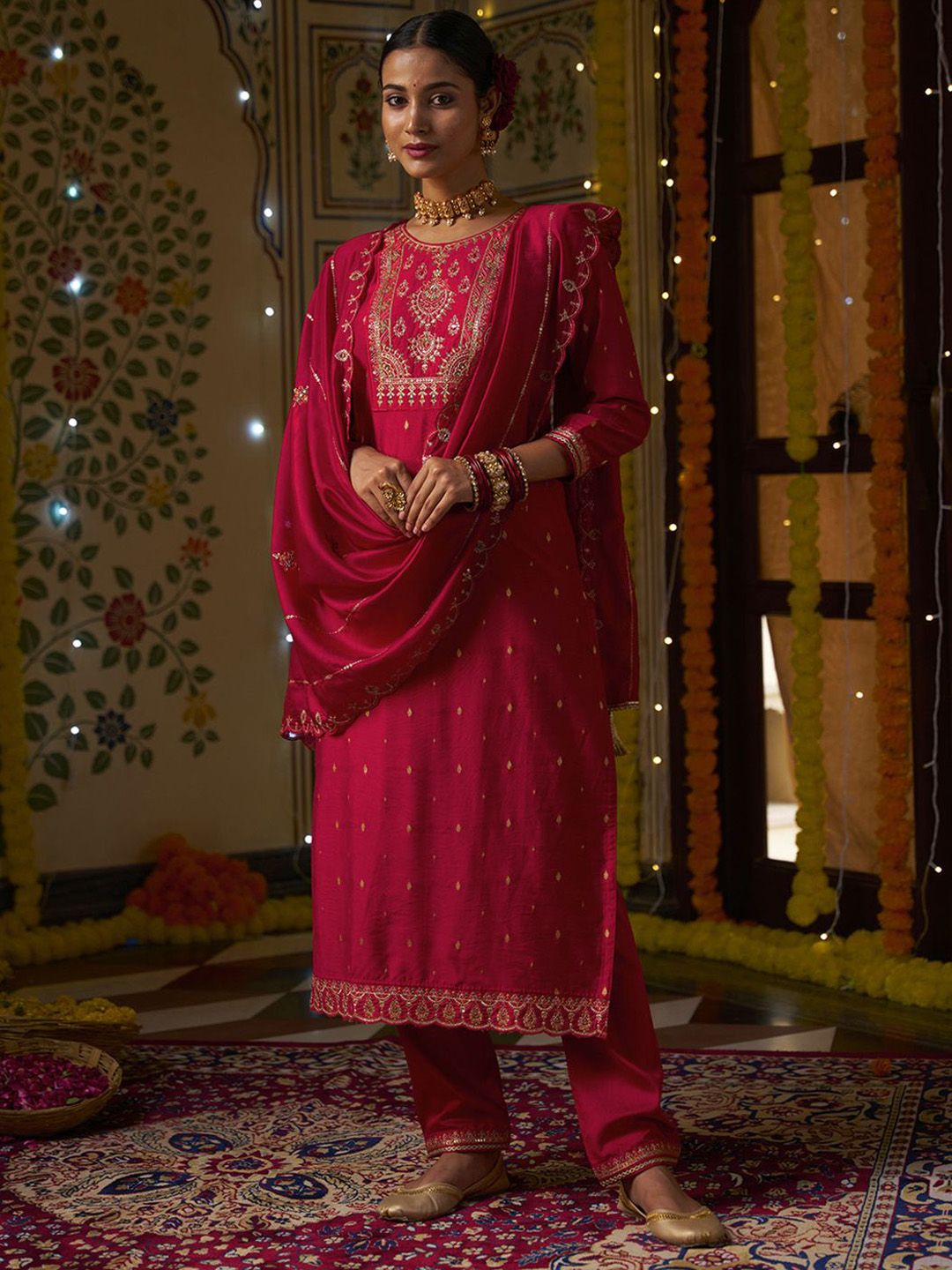 Dhiyona CH Women Floral Embroidered Kurta with Trousers & Dupatta