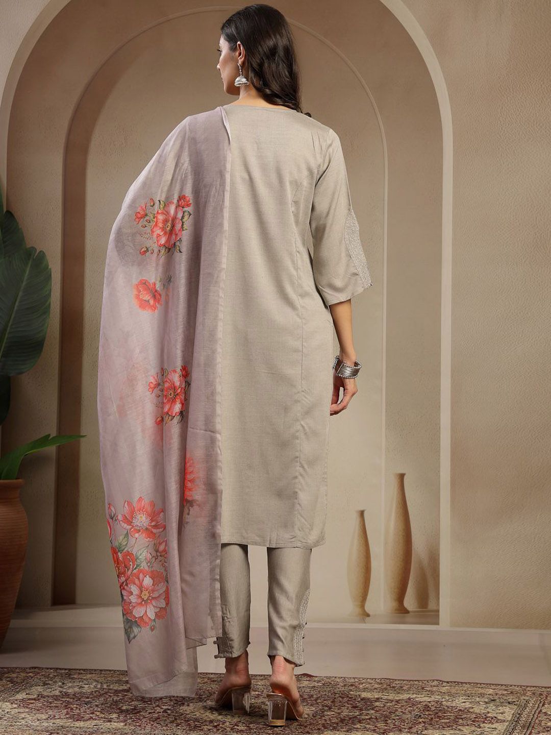 Dhiyona SN Women's Embroidered Straight Kurta With Trouser & Dupatta