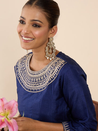 Women Ethnic Motifs Embroidered Panelled Kurta with Trousers