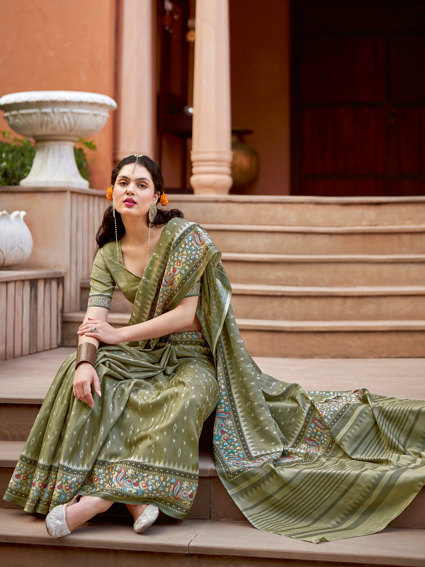 Women's Cotton Blend Olive Printed Designer Saree With Blouse Piece