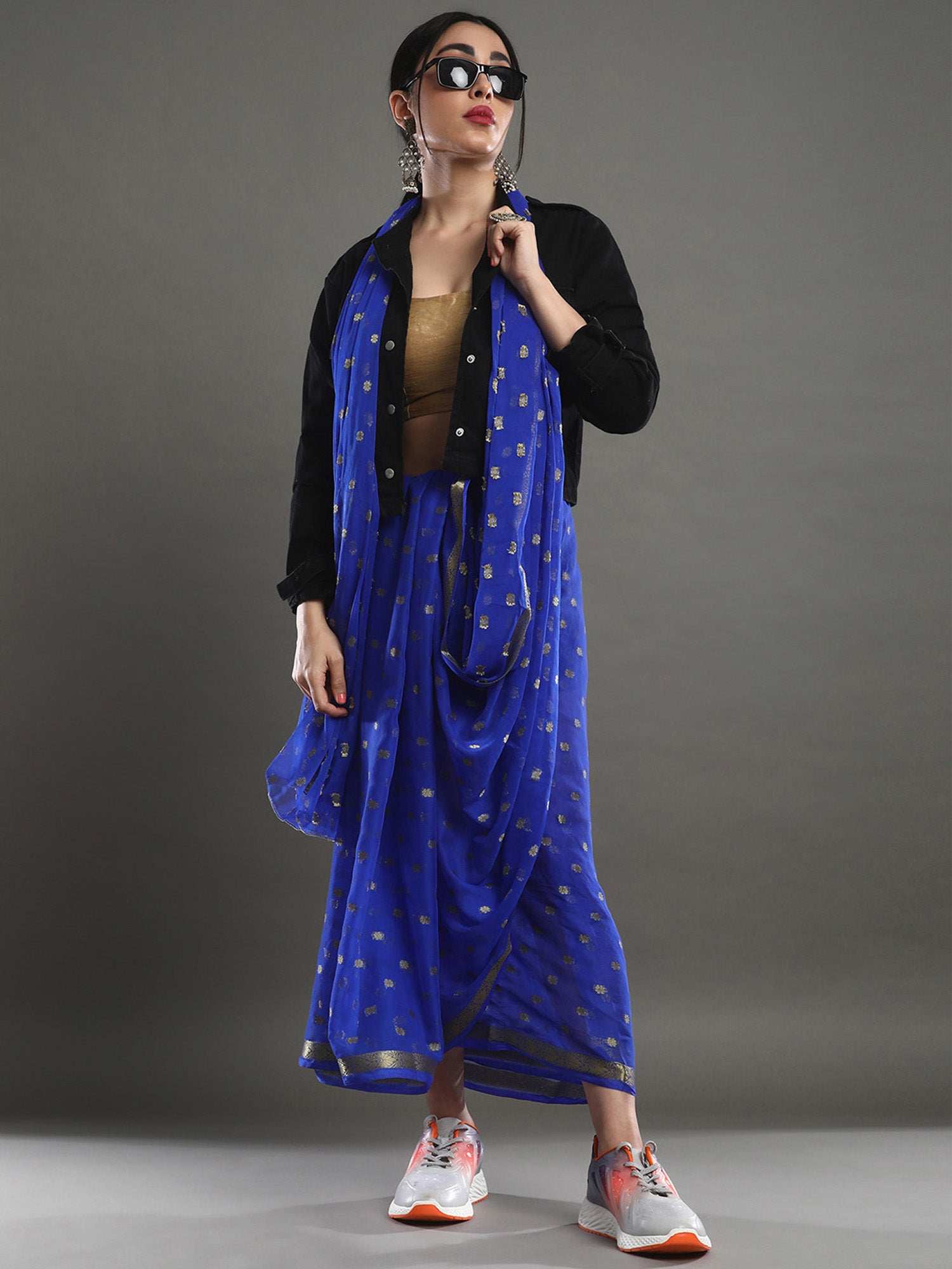 Women's Nylon Blue Solid Designer Saree With Blouse Piece