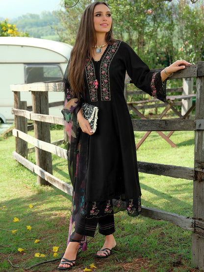 Floral Embroidered V-Neck Pure Cotton A-Line Kurta With Trousers & Dupatta