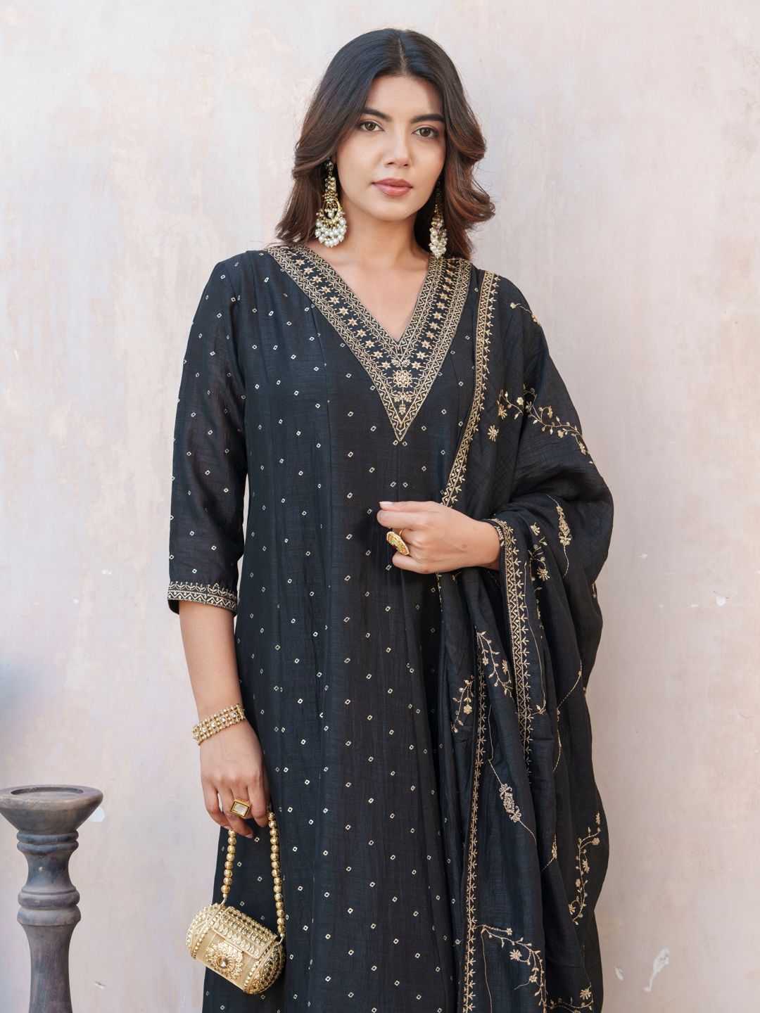 Dhiyona PD Women Bandhani Printed V-Neck Panelled Anarkali Kurta With Trouser & Dupatta