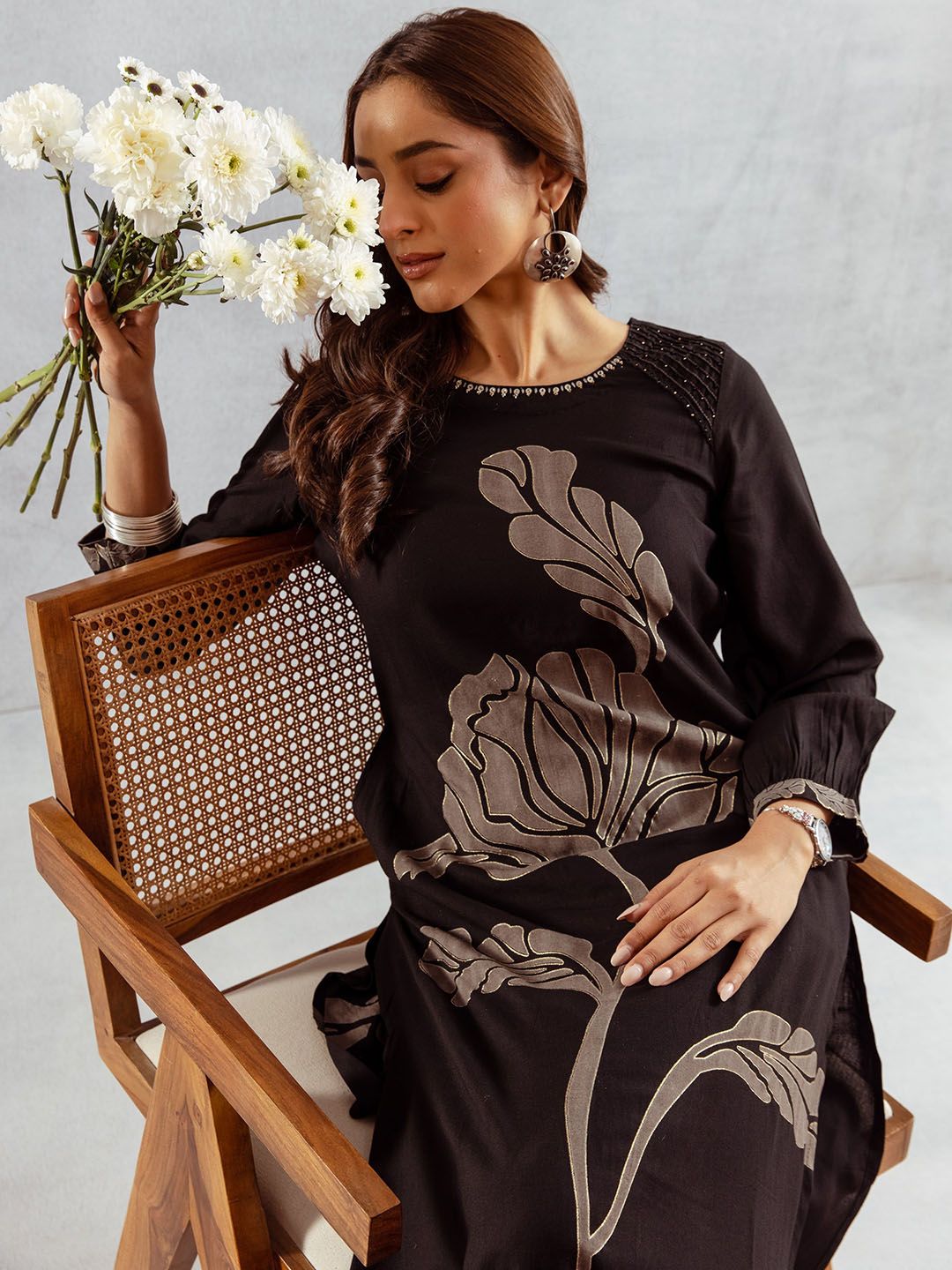 Dhiyona SN Women's Floral Printed Straight Kurta & Palazzos