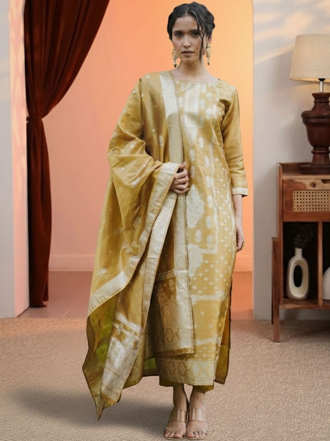 Dhiyona IE Women Regular Kurta with Trousers & With Dupatta
