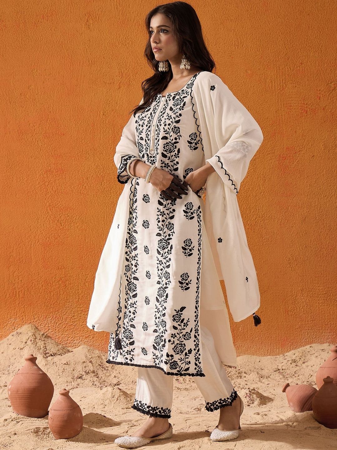 Women Ethnic Motifs Embroidered Kurta with Trousers & Dupatta