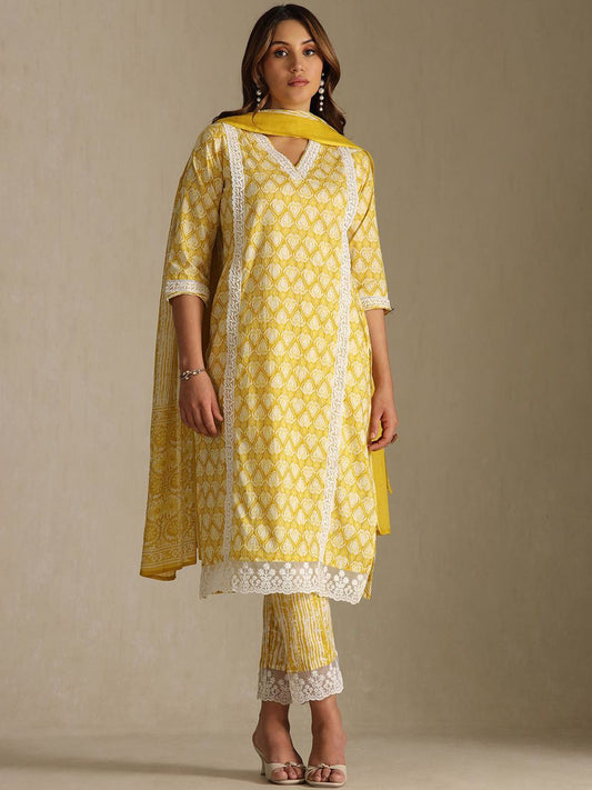 Dhiyona SO Women's Women Printed Thread Work Kurta with Trousers & With Dupatta