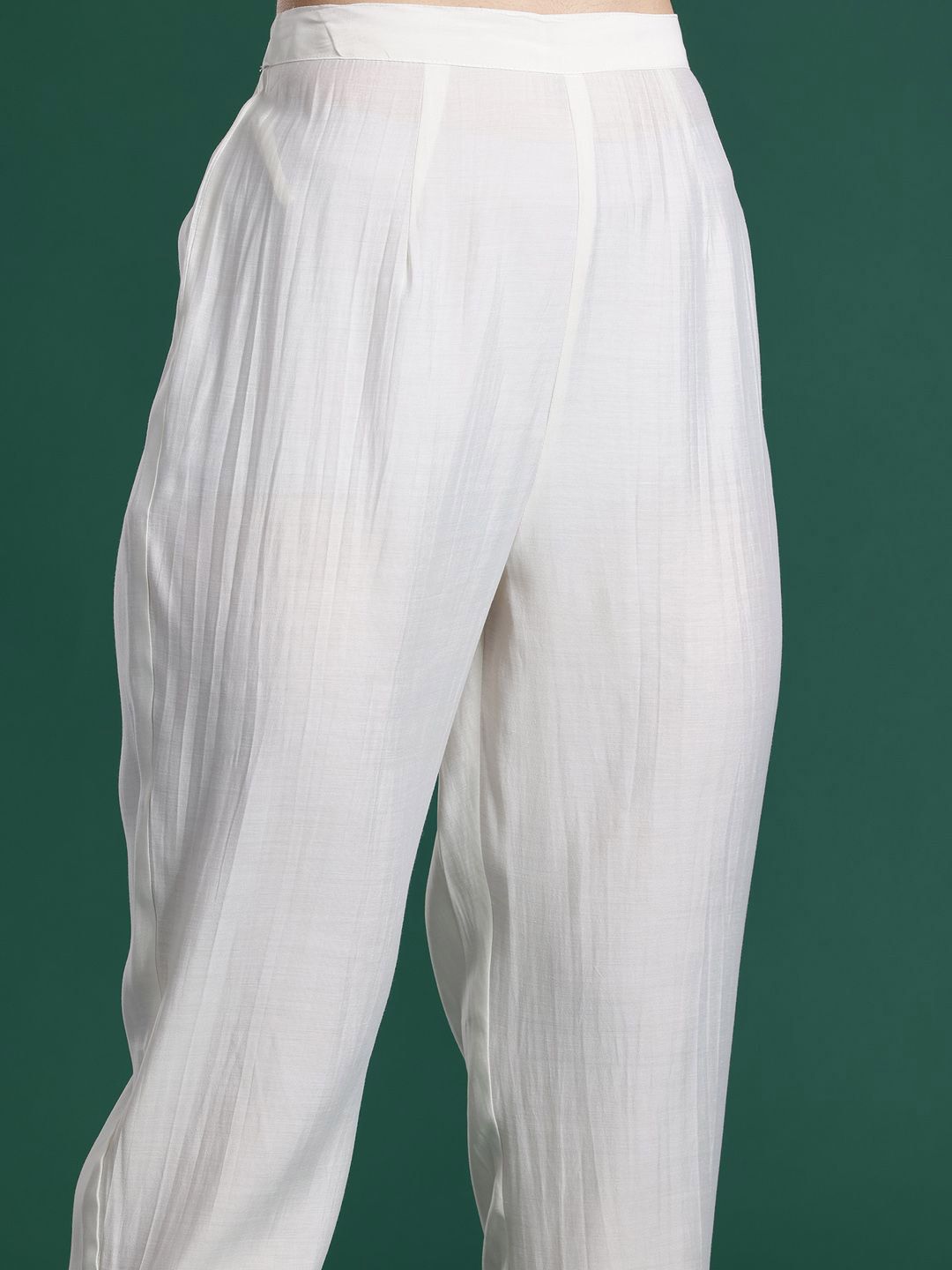 Dhiyona IE Embroidered Top With Trousers Co-Ords