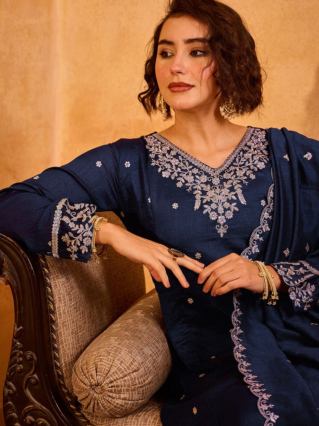 Dhiyona KL Women Ethnic Motifs Embroidered Regular Thread Work Kurta with Palazzos & With Dupatta