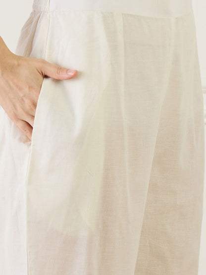 Women Floral Printed Regular Linen Kurta with Trousers