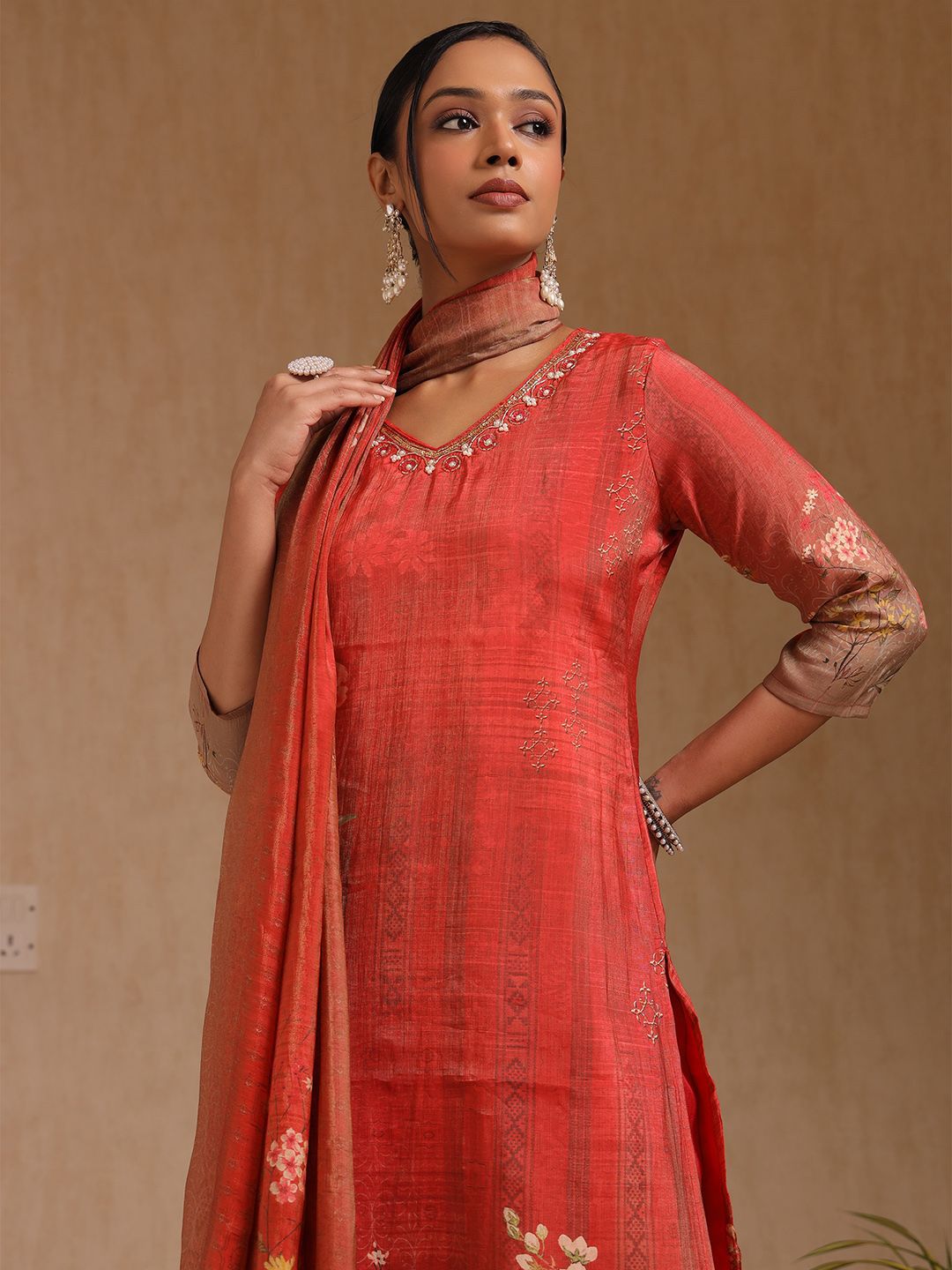 Dhiyona SO Women's Women Floral Printed Regular Zardozi Chanderi Cotton Kurta with Trousers & Dupatta