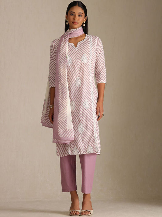 Dhiyona SO Women's Women Floral Embroidered Pure Cotton Kurta & Trousers With Floral Dupatta