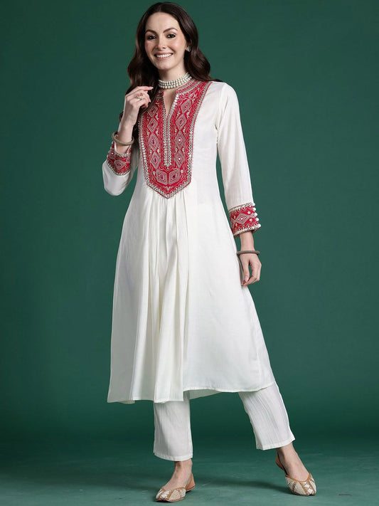 Dhiyona IE Embroidered Top With Trousers Co-Ords