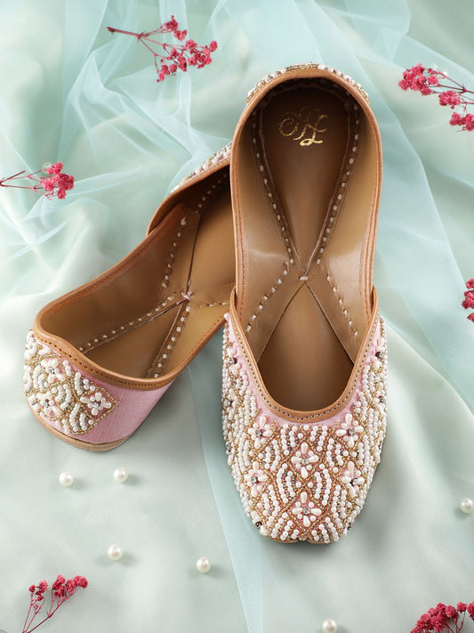 Dhiyona HOP Women Beads Embellished Mojaris
