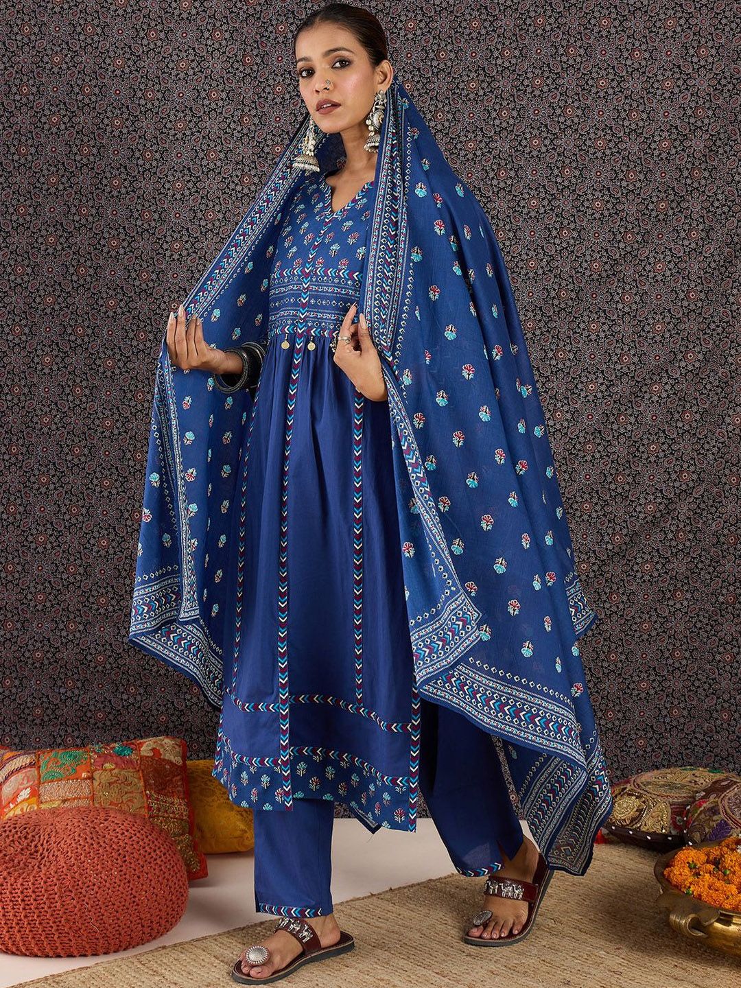 Women Ethnic Motifs Printed Regular Pure Cotton Kurta with Trousers & With Dupatta