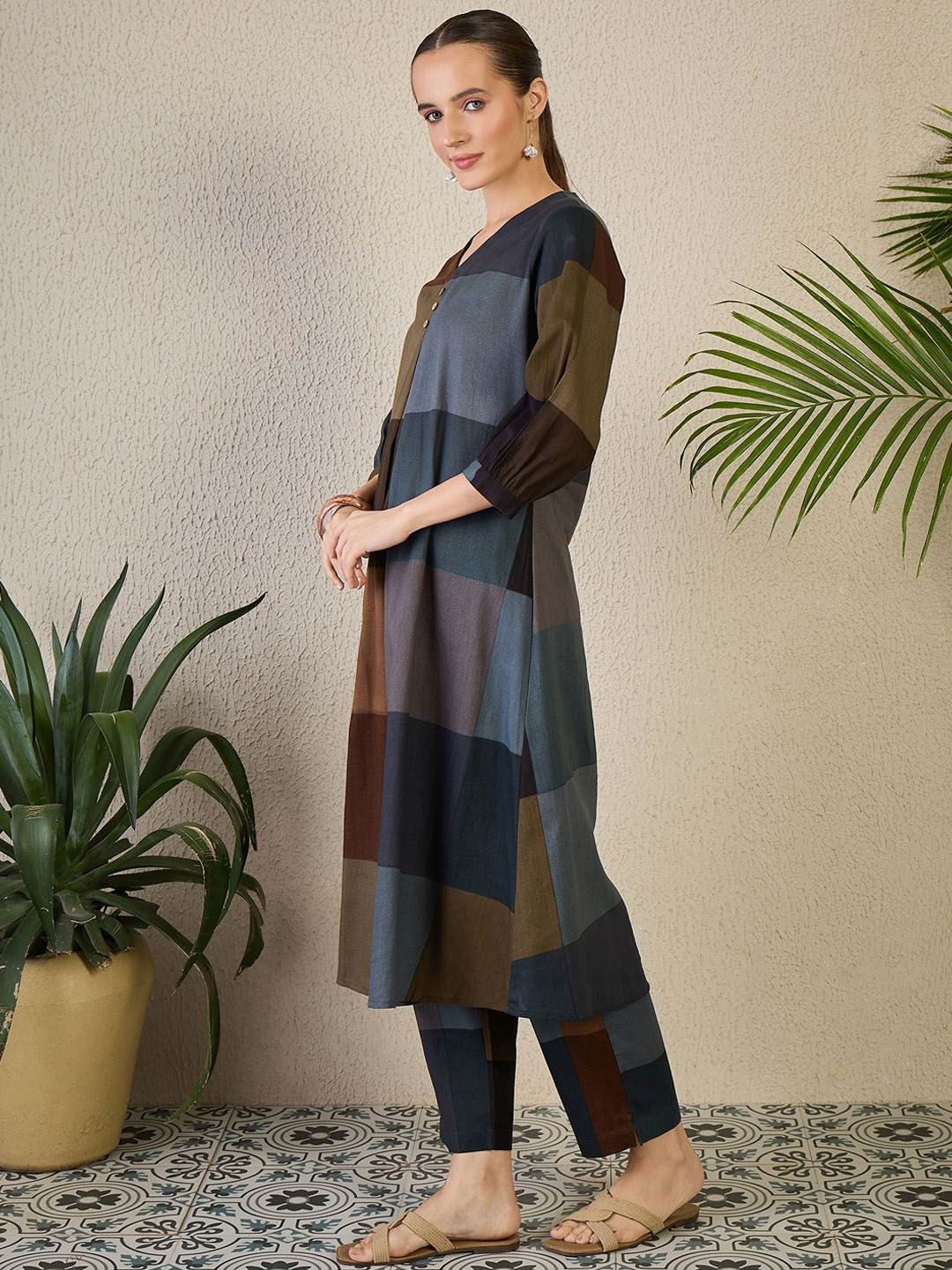 Adults-Women Colourblocked A-Line Kurta with Trousers