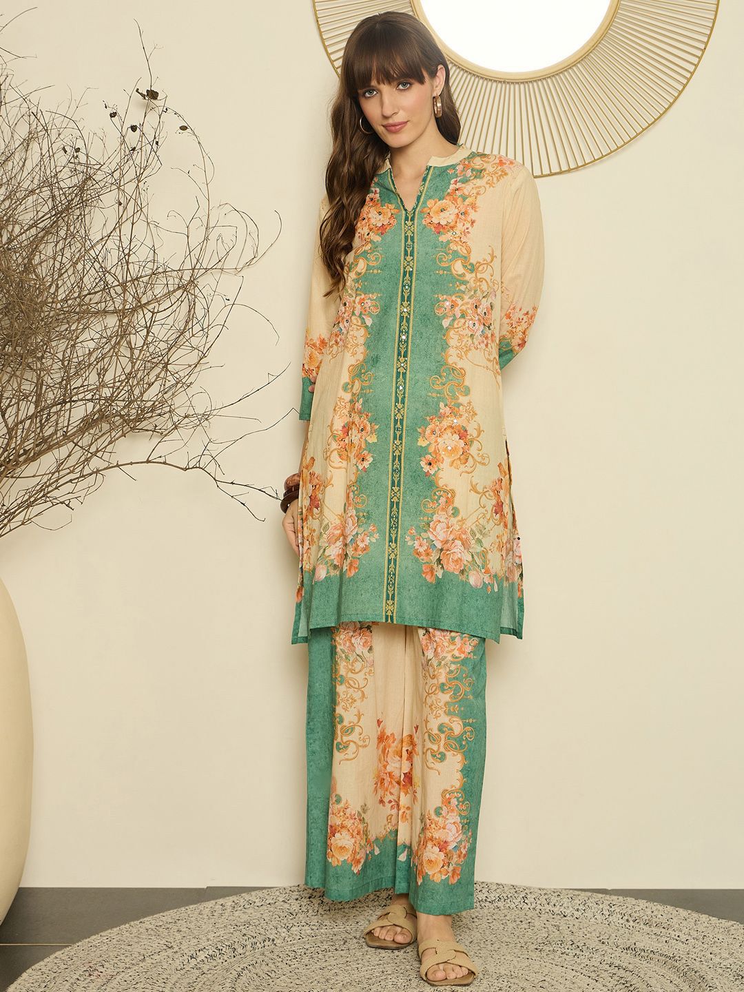 Women Floral Printed Regular Sequinned Kurta with Palazzos