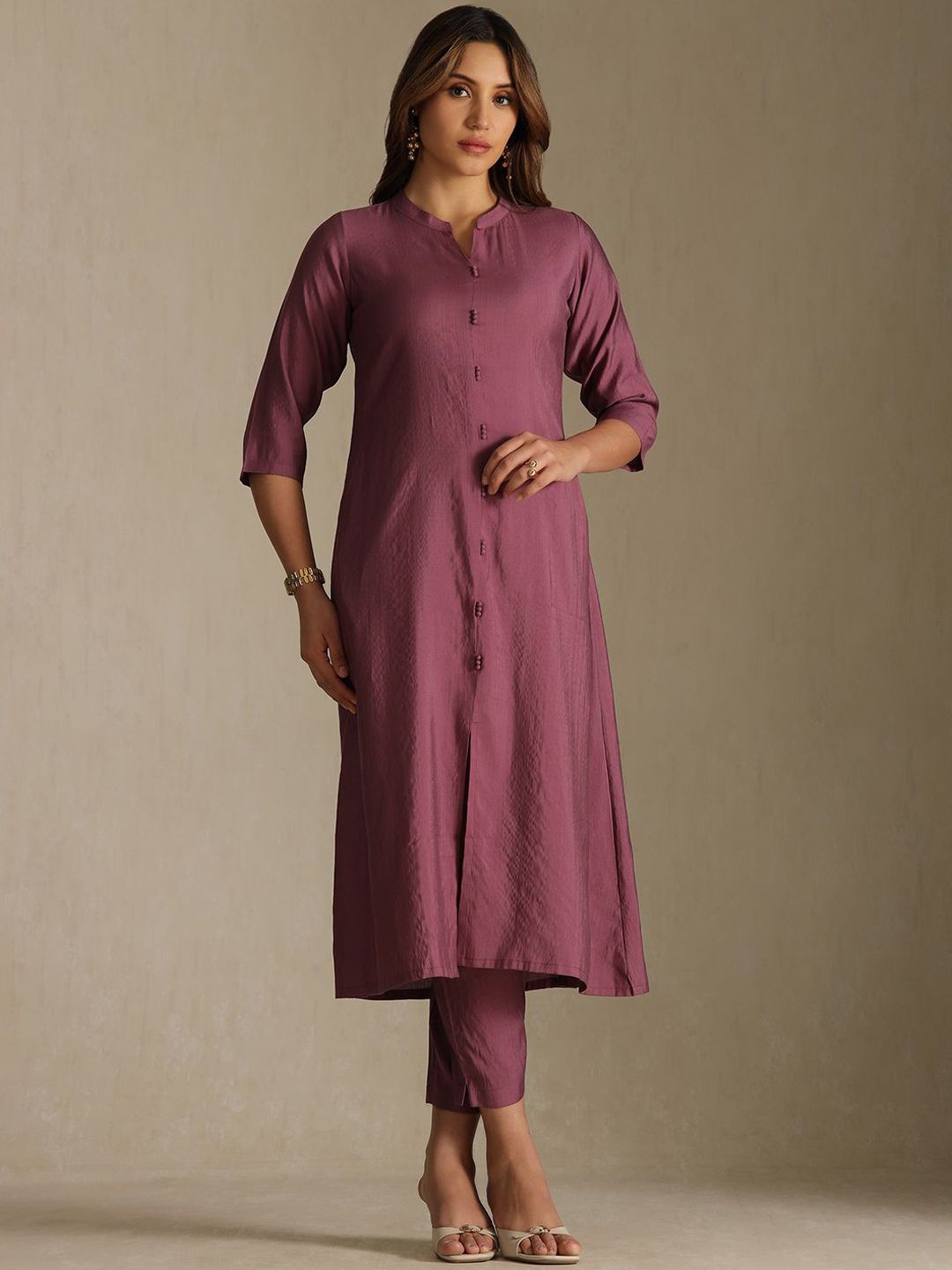 Dhiyona SO Women's Women Solid Kurta with Trousers