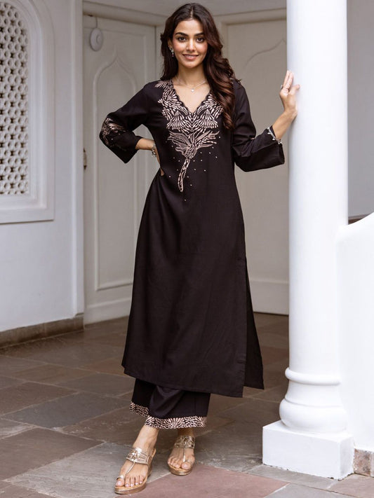 Dhiyona IE Women Floral Embroidered Regular Kurta with Trousers
