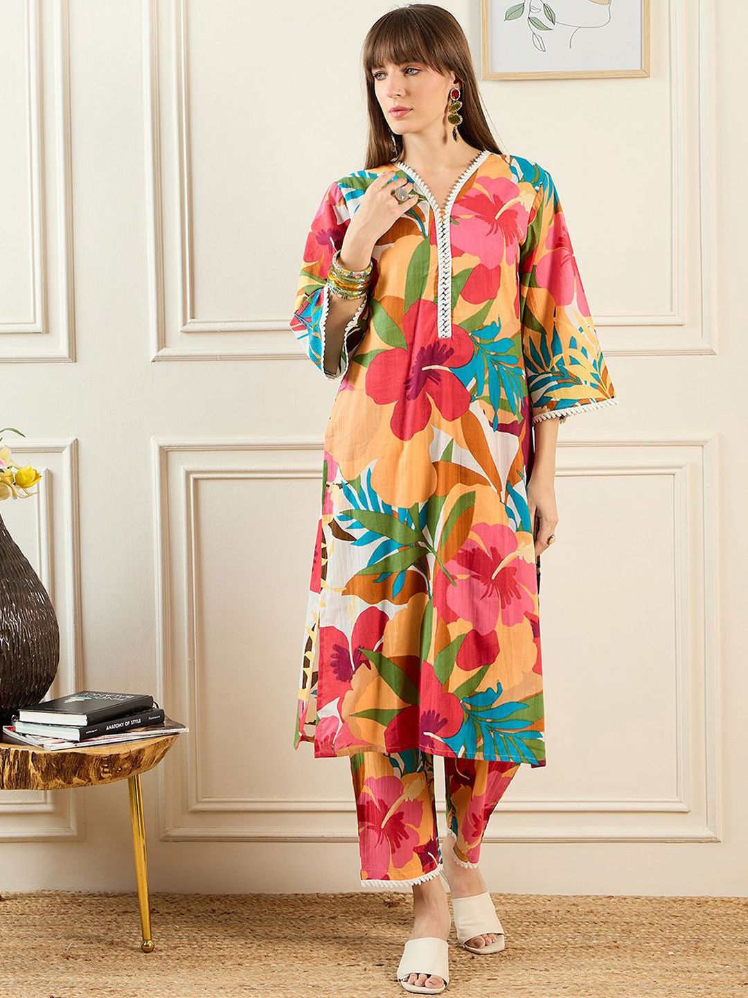 Dhiyona IE Floral Printed V-Neck Pure Cotton Tunic With Trouser