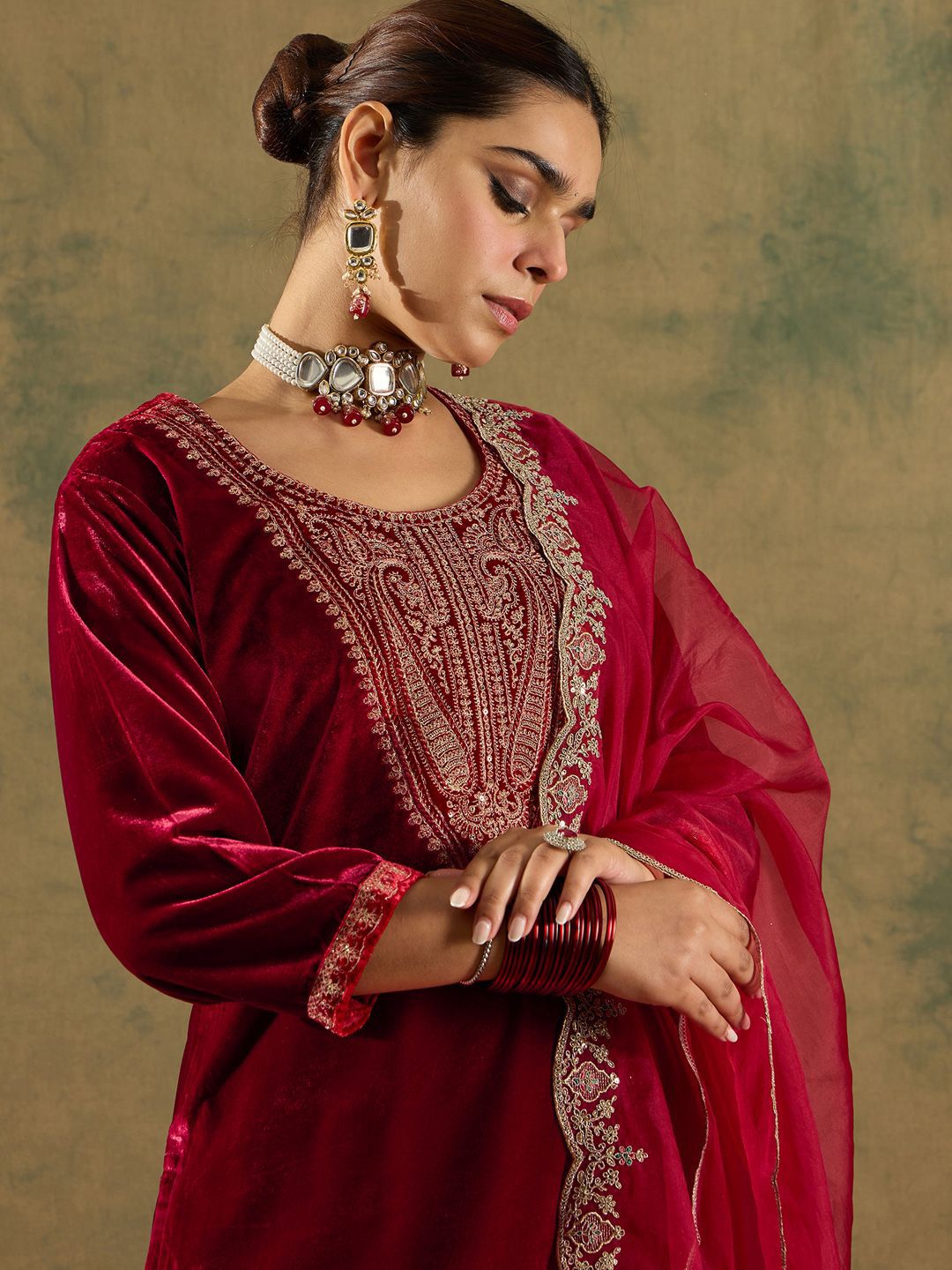 Dhiyona IE Ethnic Motifs Embroidered Regular Velvet Straight Kurta with Trousers & Dupatta