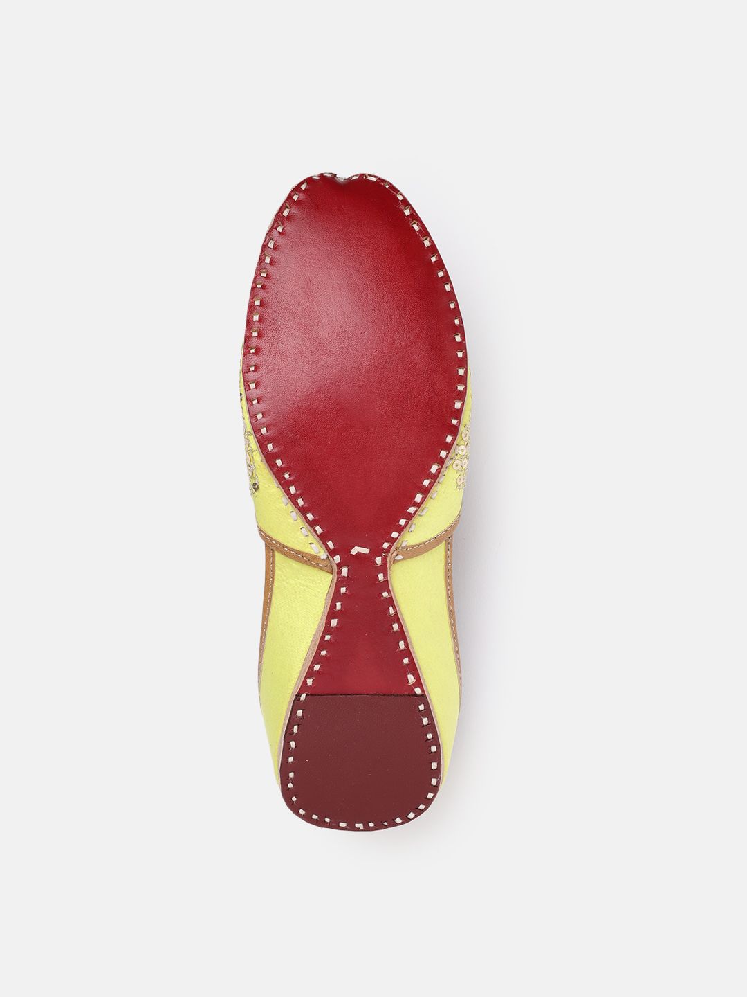 Dhiyona HOP Women Embellished Ethnic Mojaris