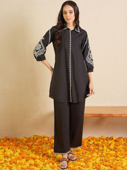 Women Ethnic Motifs Embroidered Regular Thread Work Pure Cotton Kurta with Trousers