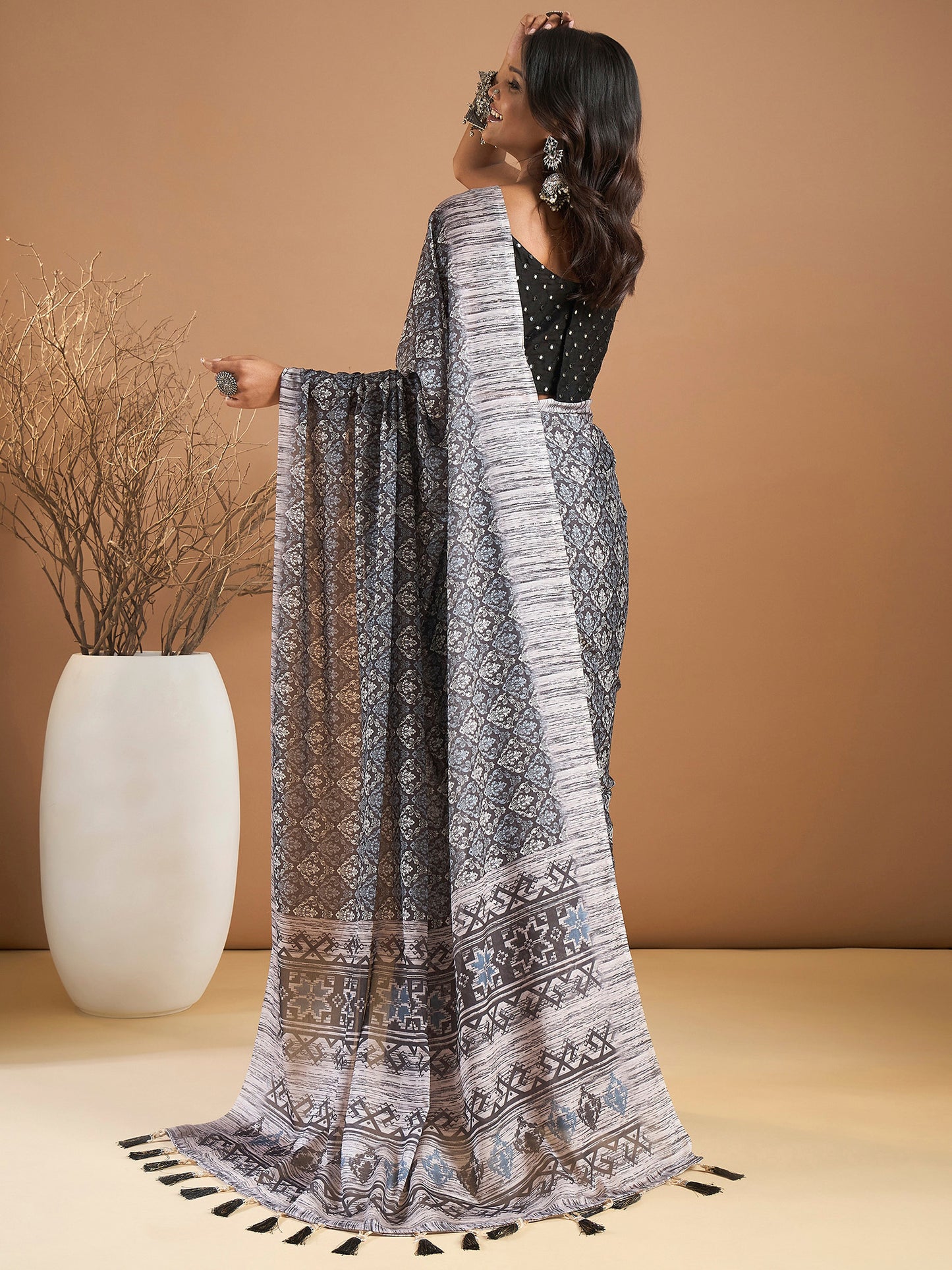 Women's Georgette Black Printed Designer Saree With Blouse Piece