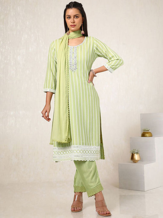 Dhiyona SO Women's Floral Embroidered Regular Thread Work Straight Kurta With Trouser With Dupatta