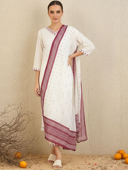 Embroidered V-Neck Thread Work Pure Cotton Straight Kurta With Trousers & Dupatta