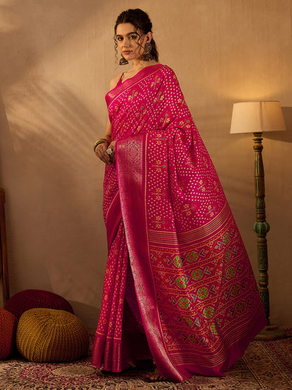 Women's Silk Blend Pink Printed Designer Saree With Blouse Piece