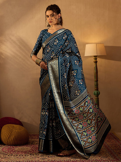 Women's Silk Blend Teal blue Printed Designer Saree With Blouse Piece
