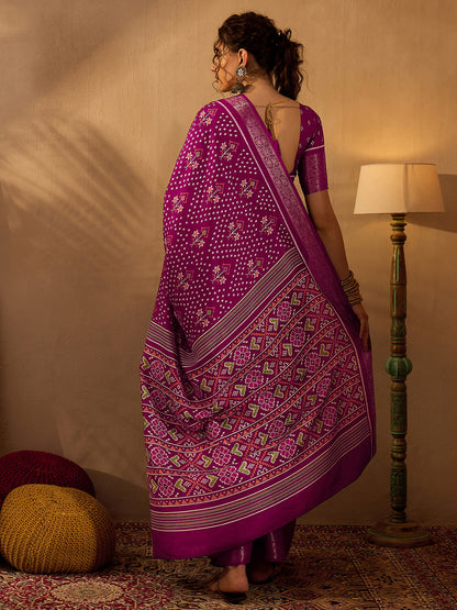 Women's Silk Blend Magenta Printed Designer Saree With Blouse Piece