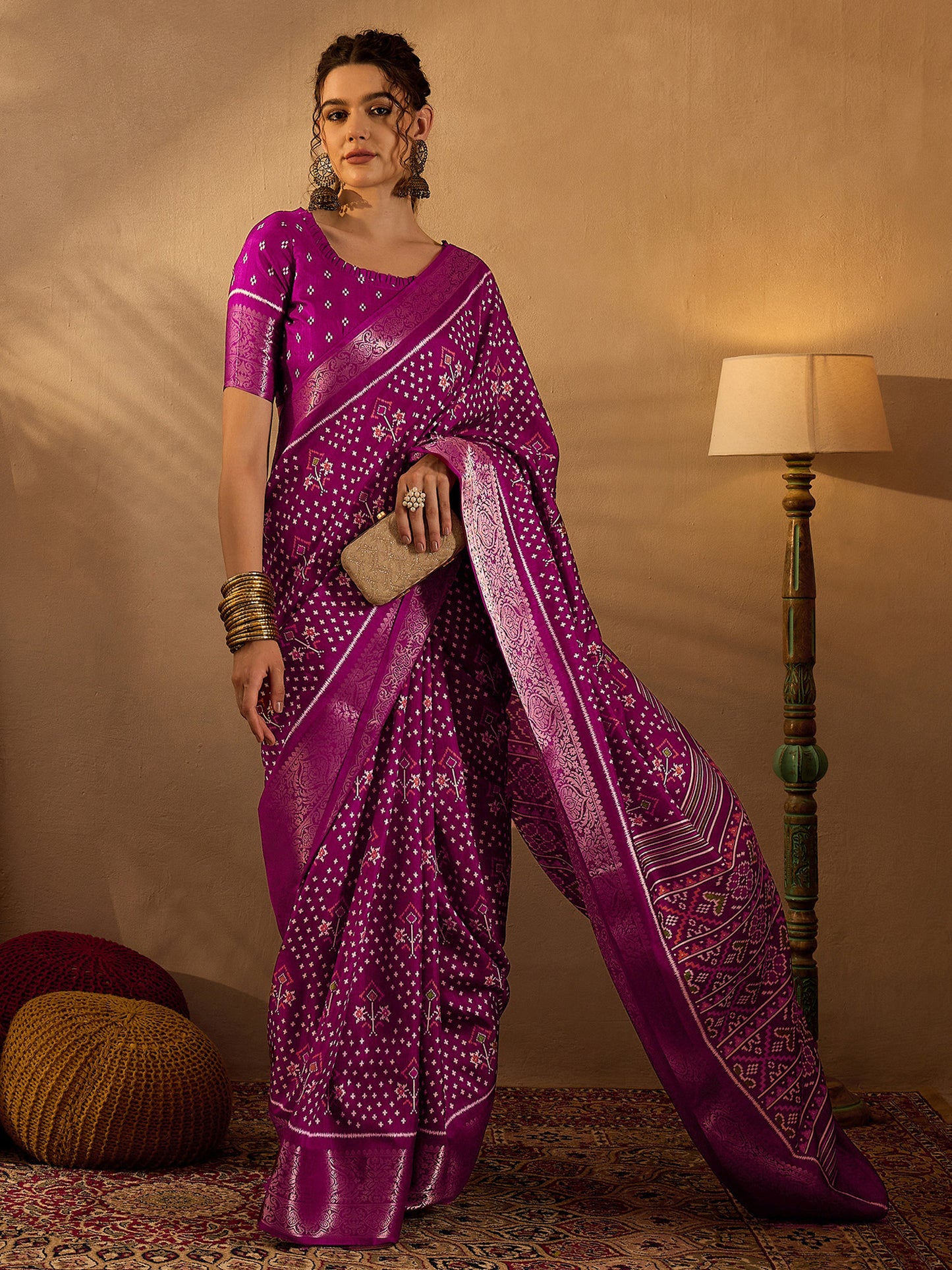 Women's Silk Blend Magenta Printed Designer Saree With Blouse Piece