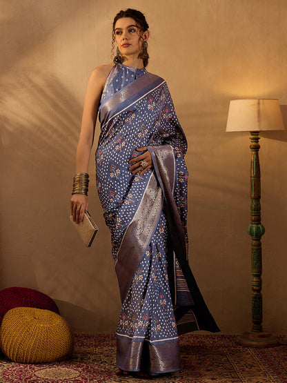 Women's Silk Blend Metallic Printed Designer Saree With Blouse Piece