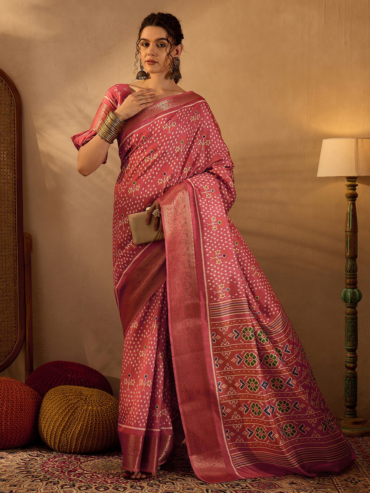 Women's Silk Blend Pink Printed Designer Saree With Blouse Piece