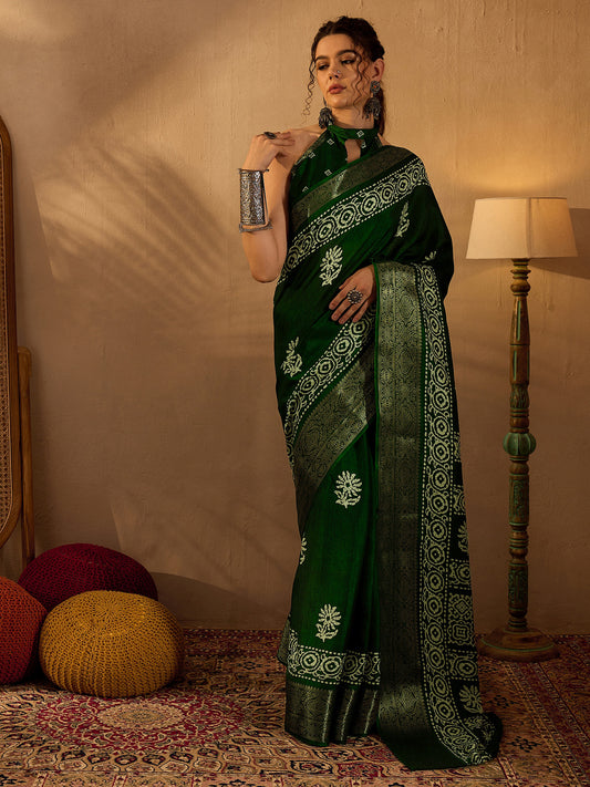 Women's Silk Blend Green Printed Designer Saree With Blouse Piece