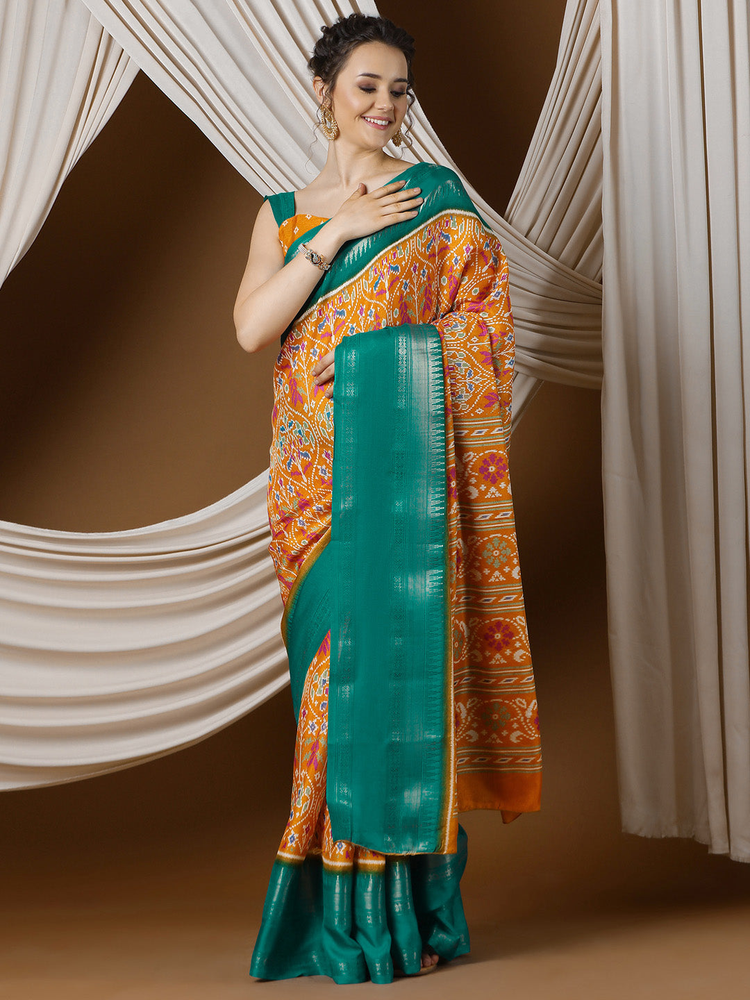 Women's Silk Blend Orange Printed Designer Saree With Blouse Piece
