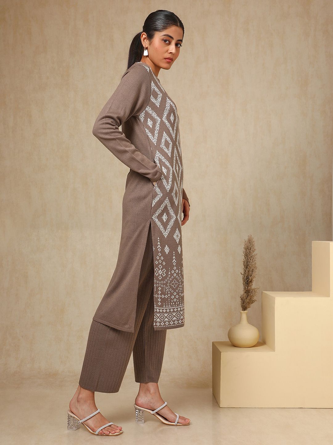 Dhiyona SO Women's Brown Geometric Woven Design Mandarin Collar Acrylic Straight Kurta With Trouser