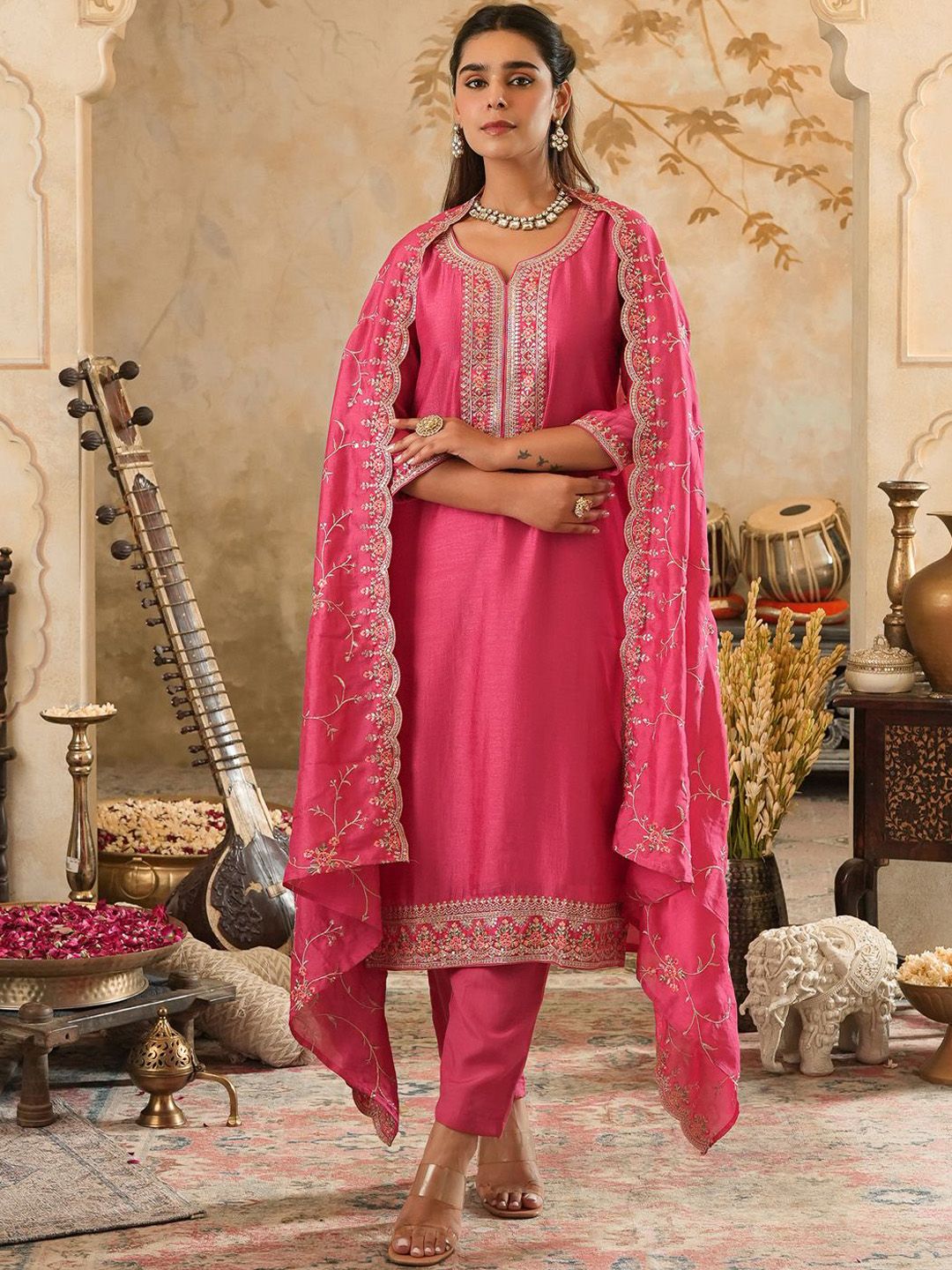 Women Woven Design Embroidered Kurta with Trousers & Dupatta